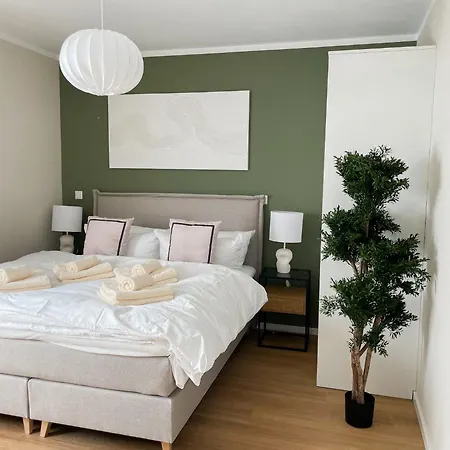 My Baltic Sea - Im Ocean Hill Daire